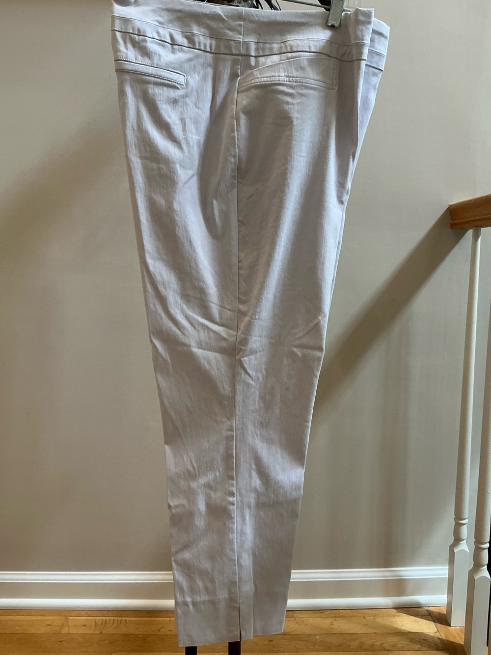 Renaud Women's Cropped White Ankle Pants - Tailored Fit